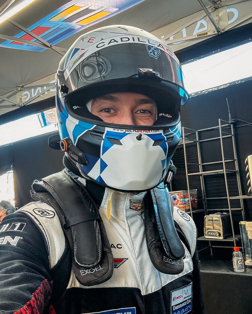 JaitkenRacer's tweet image. My ‘murica 2025 lid brings familiar colours on the new Stilo ST6, but new hashtags… Arbitrary and not at all guaranteed prizes to correct guesses! 🤔

#aitkenxkoopkustoms 
#BeIconic #CadillacRacing