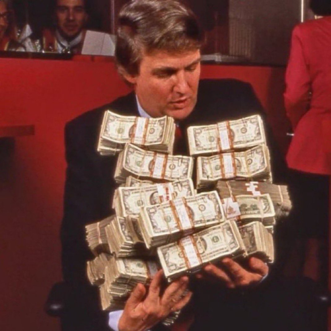 MoneyLord's tweet photo. I can understand him now

Trump is the future of finance https://t.co/CRZAt2ddLM
