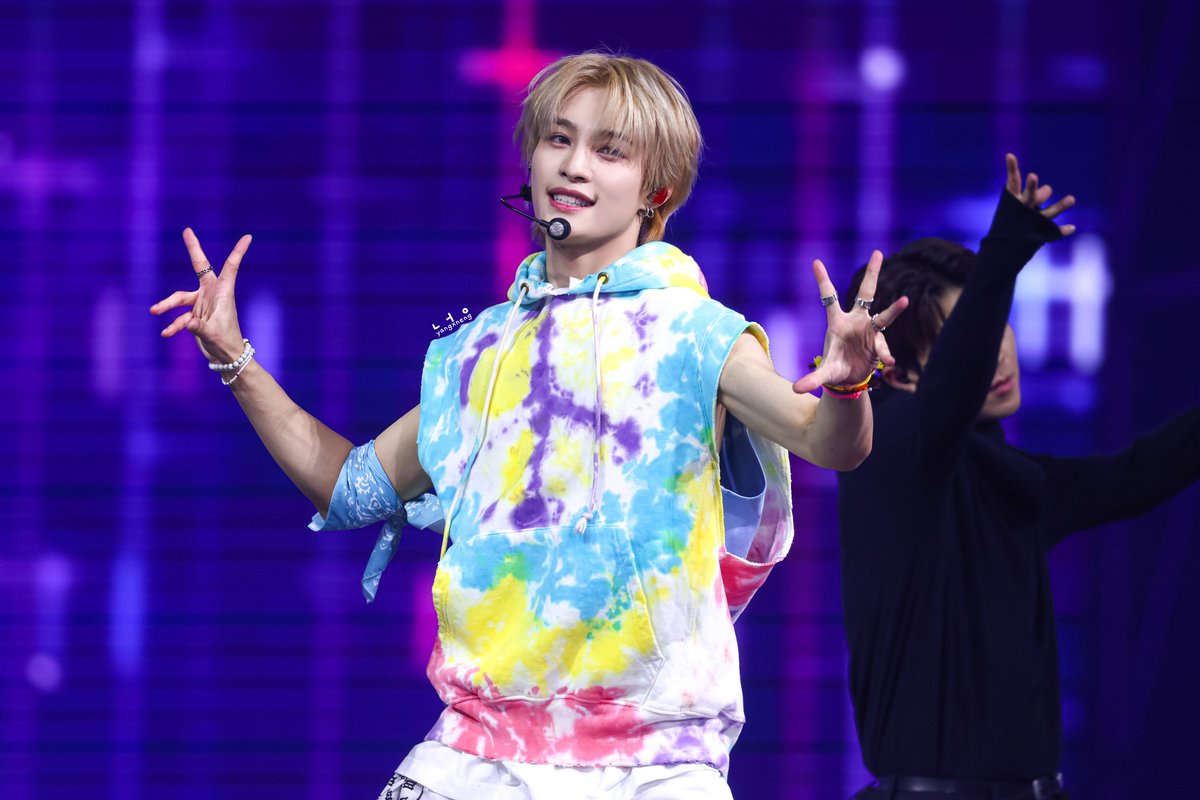 250111 SMT
기여븐 나애 아기 줄리엣,, 로미오는 내가 해
#양양 #YANGYANG #扬扬 #WayV #威神V