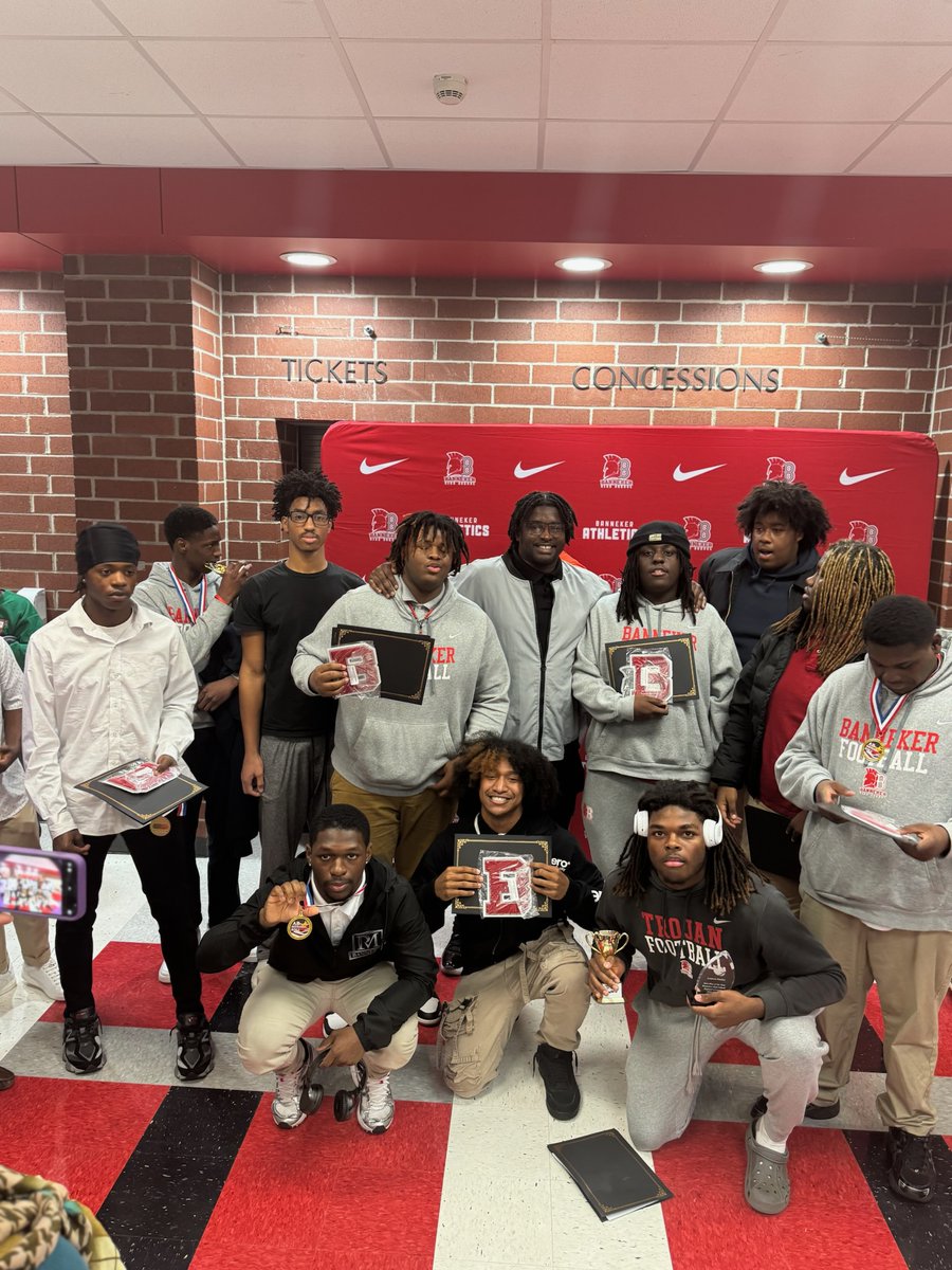 Bannekerfball's tweet photo. Award night for these great young fellas. #btown https://t.co/UUI4Zna3uQ