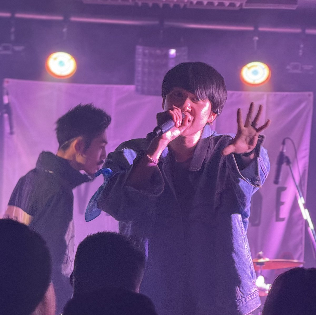 Nickmin11's tweet image. #NEVERFADE
STRUGGRISE TOUR 2024-2025 FINAL
ONE MAN LIVE

#LOUDAFFECTION ソールドアウト！
秋田にはネバフェという最強にカッコいいロックバンドがいる！と誇りに思えるLIVEでした！
秋田の雪が溶けるんじゃないかってぐらいとにかく熱かった！🔥