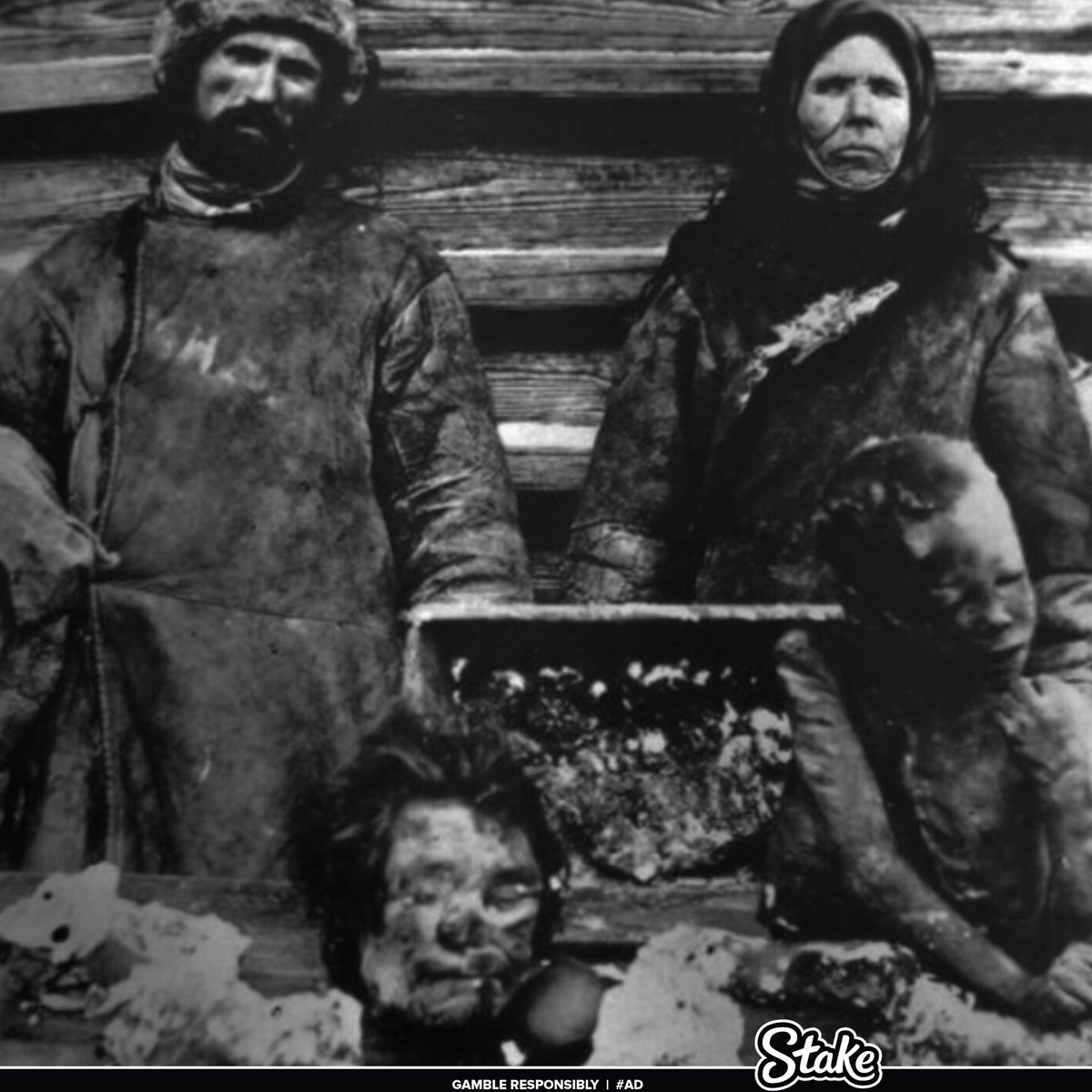 TAdventurousoul's tweet photo. 10 most heart breaking incidents in the history🧵

Don't open if you are soft hearted ⚠️

1. In 1921 a couple from Samara were selling human remains at a market. https://t.co/ux1q6fI41H