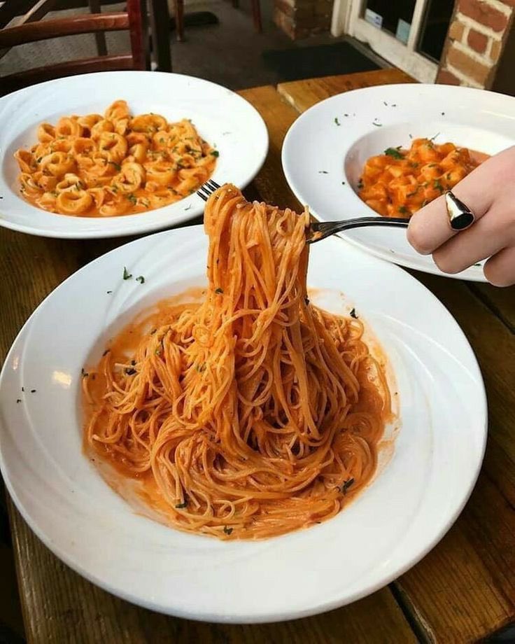 FoodPleaser's tweet photo. Pasta ♥️ https://t.co/QICn02dAoM