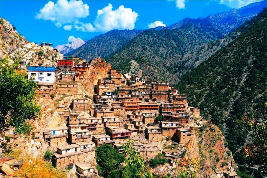 A small village in Waigal of Kunar province.

Breathtaking nature!
