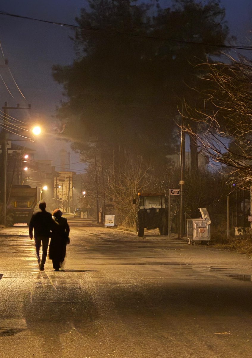 annemle babamın albüm kapağı gibi fotoğrafını çekmiştim