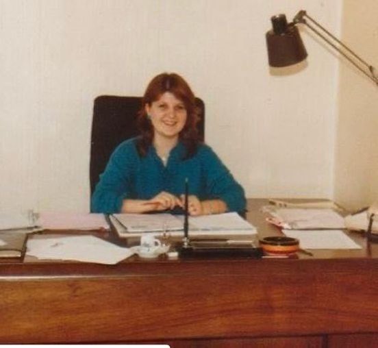 BersaLtd's tweet photo. 34 yıl önce 18 Ocak 1991’de Bersa faaliyete başladı.Bu 34 yılda neler olmadı ki..En sevdiklerinin ölümü, ekonomik krizler, dibe vurmak, farklı faaliyet konularına geçmek ve her defasında yeniden başlamak, başarılar, hedefler, yılmadan, ümitsizliğe kapılmadan ayağa kalkmak. https://t.co/IroWDZU1eK