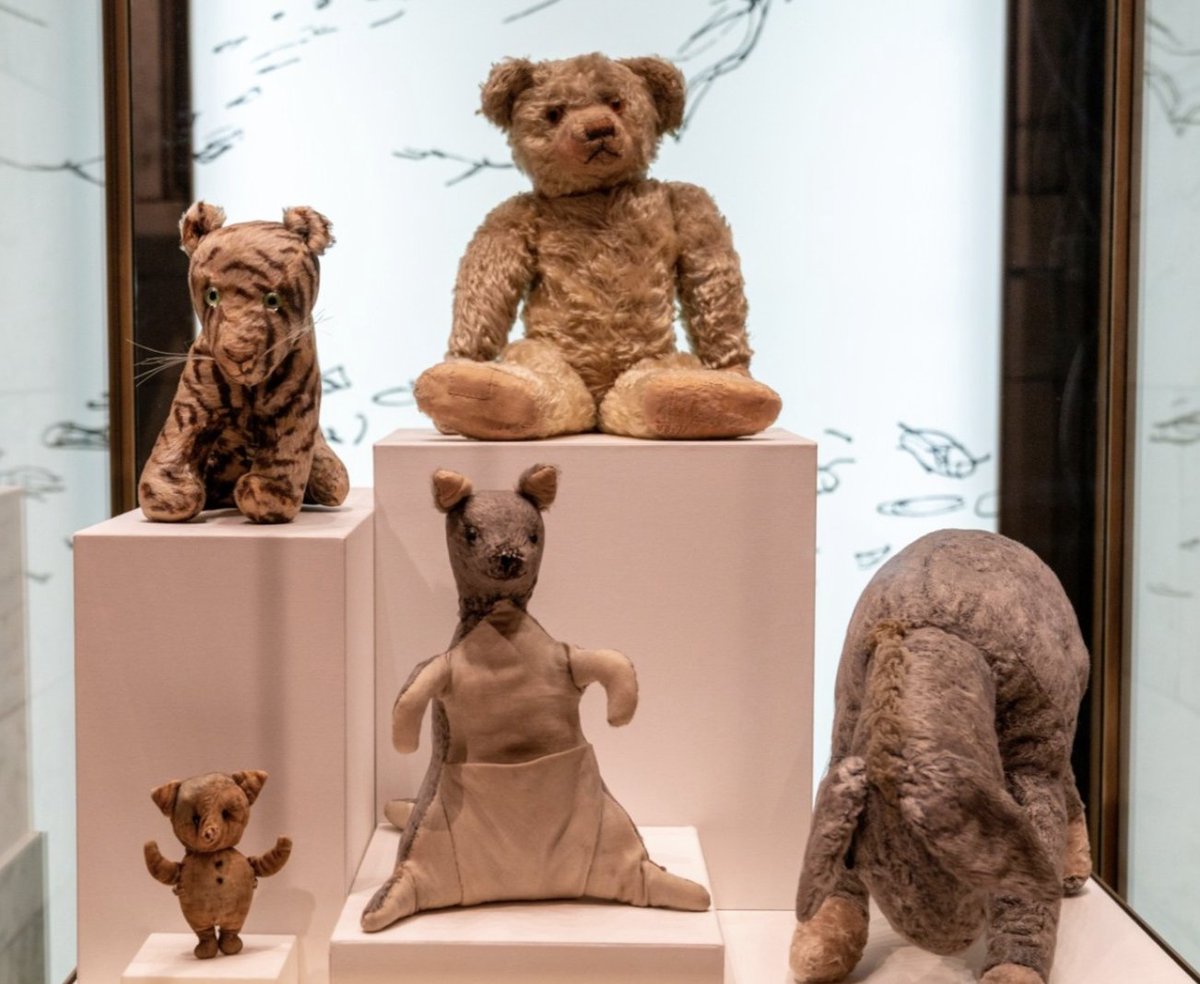 nypl's tweet photo. 🍯 On A. A. Milne's birthday, meet the beloved toys that inspired the iconic honey-loving Pooh bear of children's literature. The original Winnie-the-Pooh and friends are on view in #NYPLTreasures all year round! #WinnieThePoohDay https://t.co/nBqYua7gdx https://t.co/K1NrbevZs5