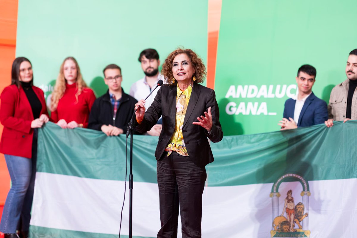 🔴 <a href="/mjmonteroc/">María Jesús Montero</a>, proclamada secretaria general del <a href="/psoeandalucia/">PSOE Andalucía</a>, de la mano de la militancia socialista andaluza.

‼️ Vamos a por todas, con unidad, fuerza, ilusión y los andaluces y andaluzas, el bienestar y el impulso de nuestra tierra, como horizonte único.  

#AndalucíaGana