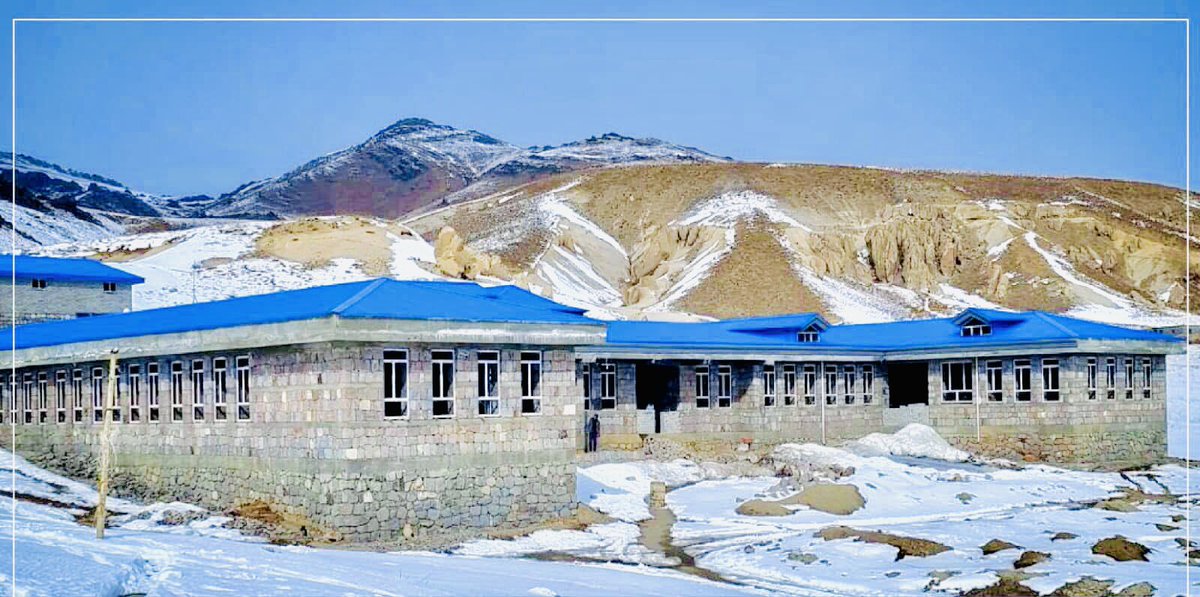 FarusHamid's tweet photo. Reflect!
What a significant difference exists between 2 groups of people: one group builds schools 4 children of this land, paving the way 4 knowledge &amp; enlightenment, while the other group closes the doors of these schools &amp; declares education forbidden. https://t.co/u8lzYPnzCr
