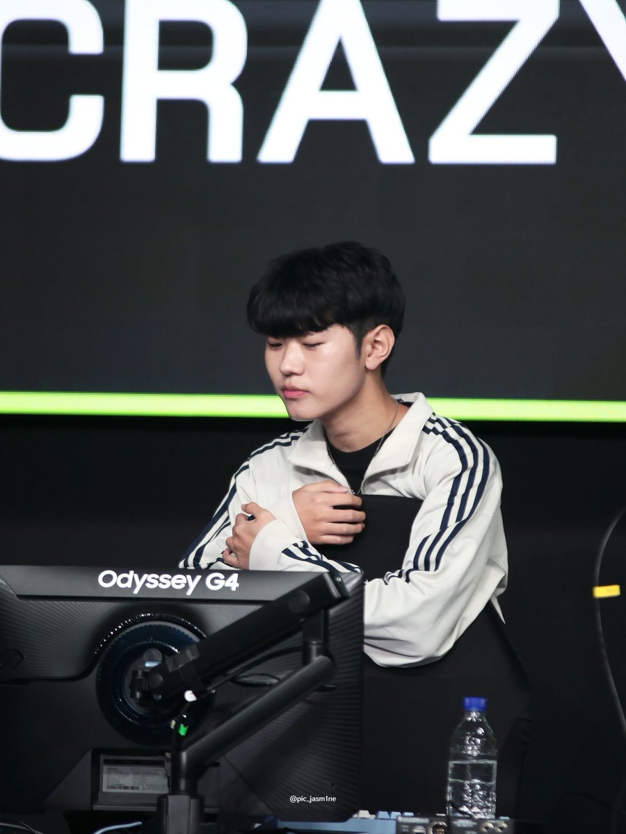 스민📷 tweet media