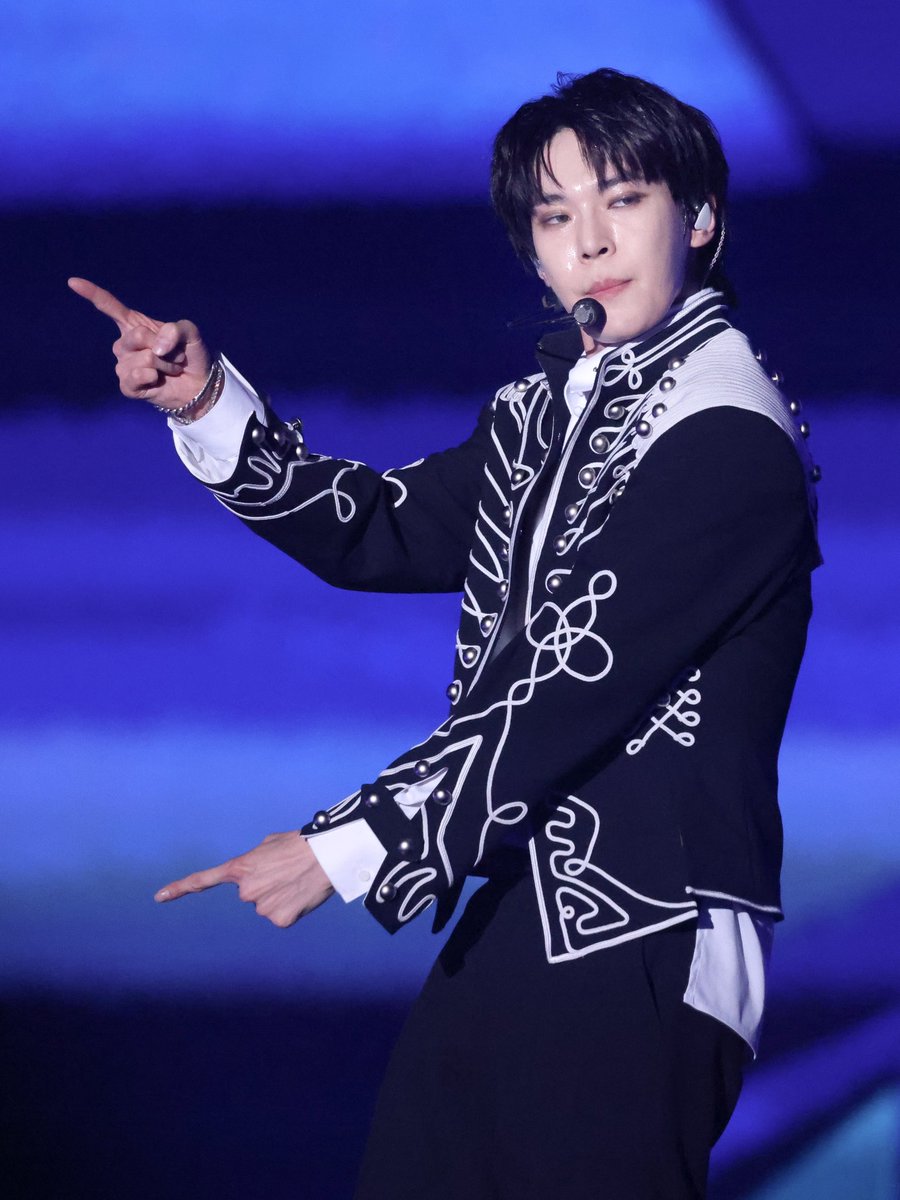 250118 NEO CITY: THE MOMENTUM

#도영 #DOYOUNG  #ドヨン
#NCT #NCT127 #엔시티127 
#NEOCITY_THE_MOMENTUM