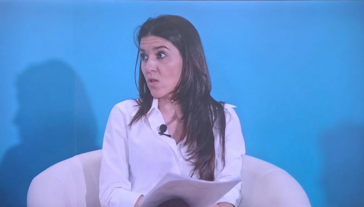 SeguimosCre2025's tweet photo. 🎥  ¿Te perdiste el debate?
No te preocupes, aquí tienes el enlace para verlo. Recuerda utilizar tus claves para acceder al contenido.

https://t.co/R253GFjHFv https://t.co/wXAclgPLgf
