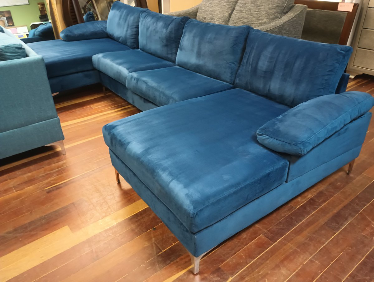 Modern Sectional $400

We are located at 328 W Robertson st in Brandon 33511

#BrandonFL #Tampa #Tampabay  #Valrico #RiverviewFl #bloomingdalefl #Furniture #thriftshop #seffnerfl #riverviewfl #plantcityfl #ruskinfl #lakelandfl  #fishhawkfl #lithiia  #gibsintonfl #apollobeachfl