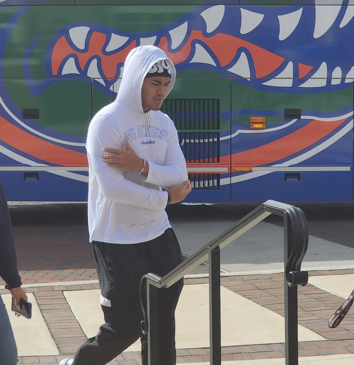 Inside the Gators (@insidethegators) on Twitter photo Florida tight end coach <a href="/russcallaway/">Russ Callaway</a> came out to greet <a href="/IMGAcademy/">IMG Academy</a> tight end <a href="/KeKuaAumua/">Kekua “Rhino” Aumua ‘26</a> as he arrived for Jr. Day. Florida tight end coach <a href="/russcallaway/">Russ Callaway</a> came out to greet <a href="/IMGAcademy/">IMG Academy</a> tight end <a href="/KeKuaAumua/">Kekua “Rhino” Aumua ‘26</a> as he arrived for Jr. Day.