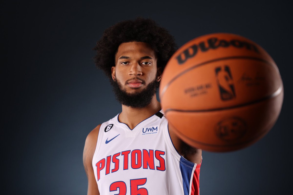 LegionBases2's tweet photo. Marvin Bagley. That’s the tweet. https://t.co/BYdluXcyzK