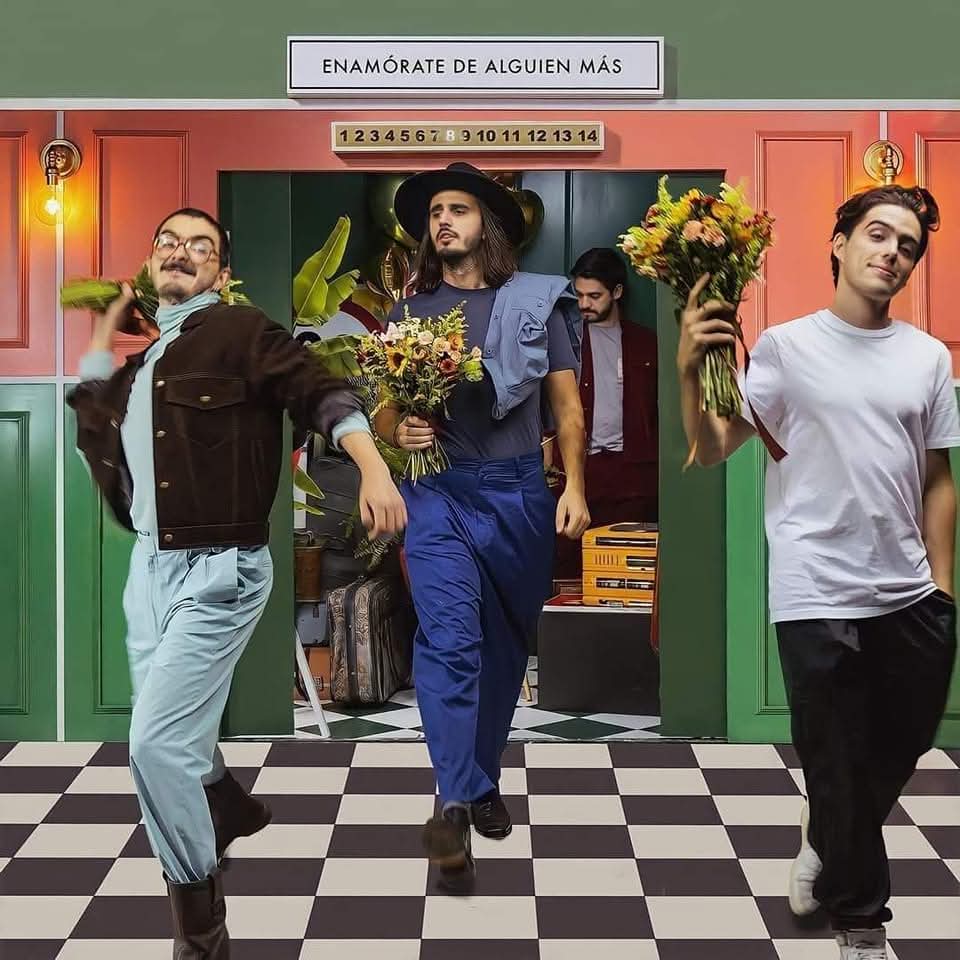 GwenIza_'s tweet photo. Los demás: 😮‍💨💐
Simon: QUE TE ENAMORES DE ALGUIEN MAS CHINGADA MADRE 

Jajajajaja https://t.co/2SyBGuy5cz