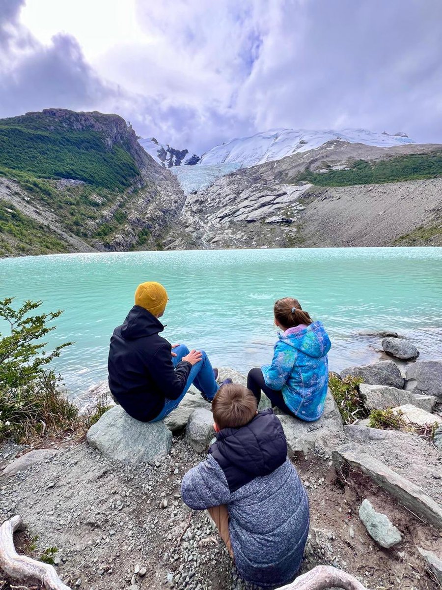 Hike up to a glaciar: ✅