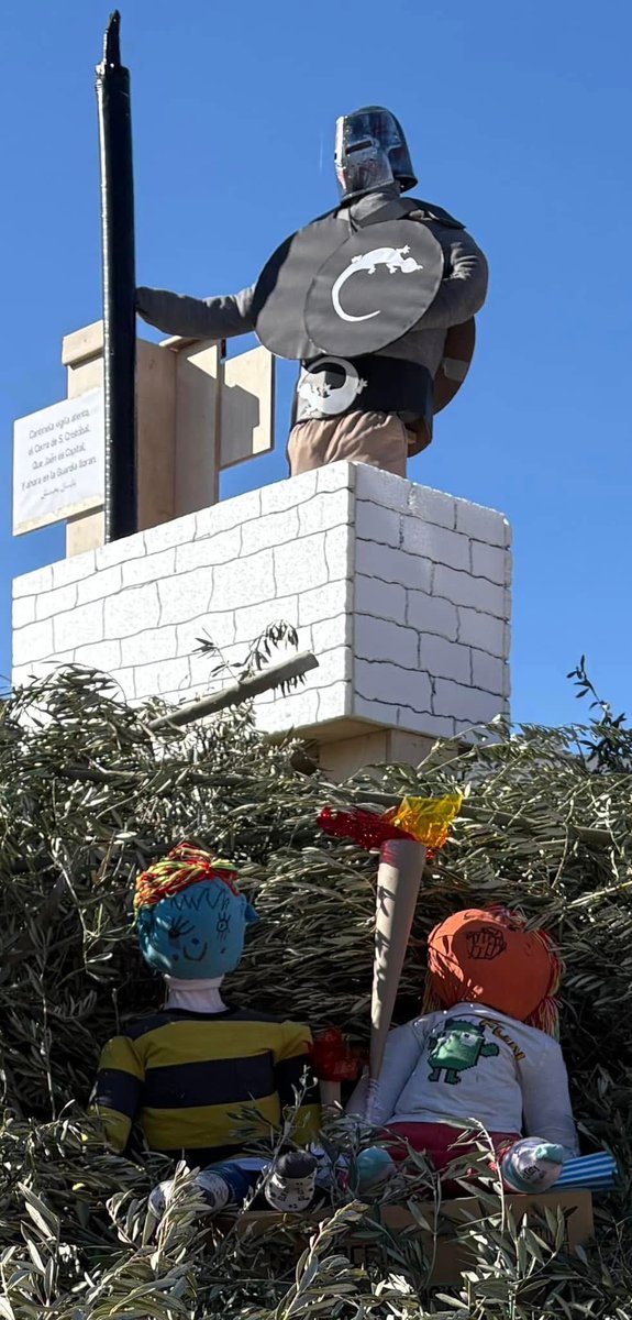 Expansión Norte (@avexpansionn) on Twitter photo CIENTINELA 👀ya corona 👑 la lumbre del Bulevar!
Participamos en el concurso de peleles que <a href="/CulturaTurism/">Patronato de Cultura</a> ha puesto en marcha, en esta su segunda edición 🤞
Le acompaña ROSETAS Y ARCOÍRIS, peleles elaborados por el ciclo de infantil del @colegiogloriafuertesjaen CIENTINELA 👀ya corona 👑 la lumbre del Bulevar!
Participamos en el concurso de peleles que <a href="/CulturaTurism/">Patronato de Cultura</a> ha puesto en marcha, en esta su segunda edición 🤞
Le acompaña ROSETAS Y ARCOÍRIS, peleles elaborados por el ciclo de infantil del @colegiogloriafuertesjaen