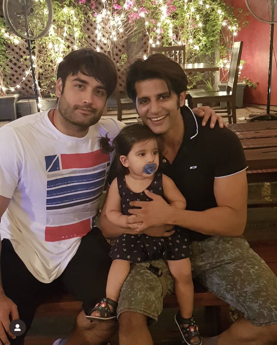 Karanvir (@kvbohra) on Twitter photo Wishing you all the best for the big day brotha #VivianDsena <a href="/VivianDsena01/">Vivian Dsena</a> #BiggBoss18 Wishing you all the best for the big day brotha #VivianDsena <a href="/VivianDsena01/">Vivian Dsena</a> #BiggBoss18