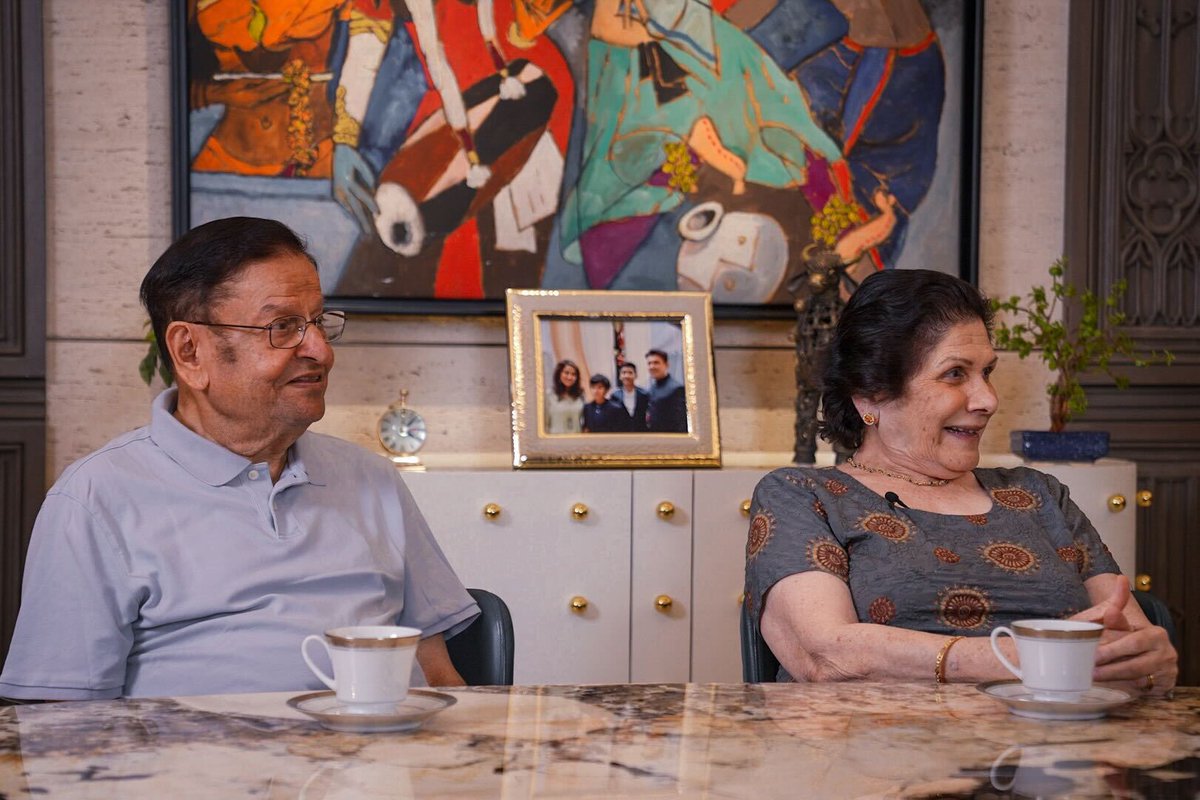 DoctorNene's tweet image. Recording with family is always a blast! ❤️
Video coming out soon on my YouTube channel, stay tuned.

#familytime #recordingwithfamily #blessed