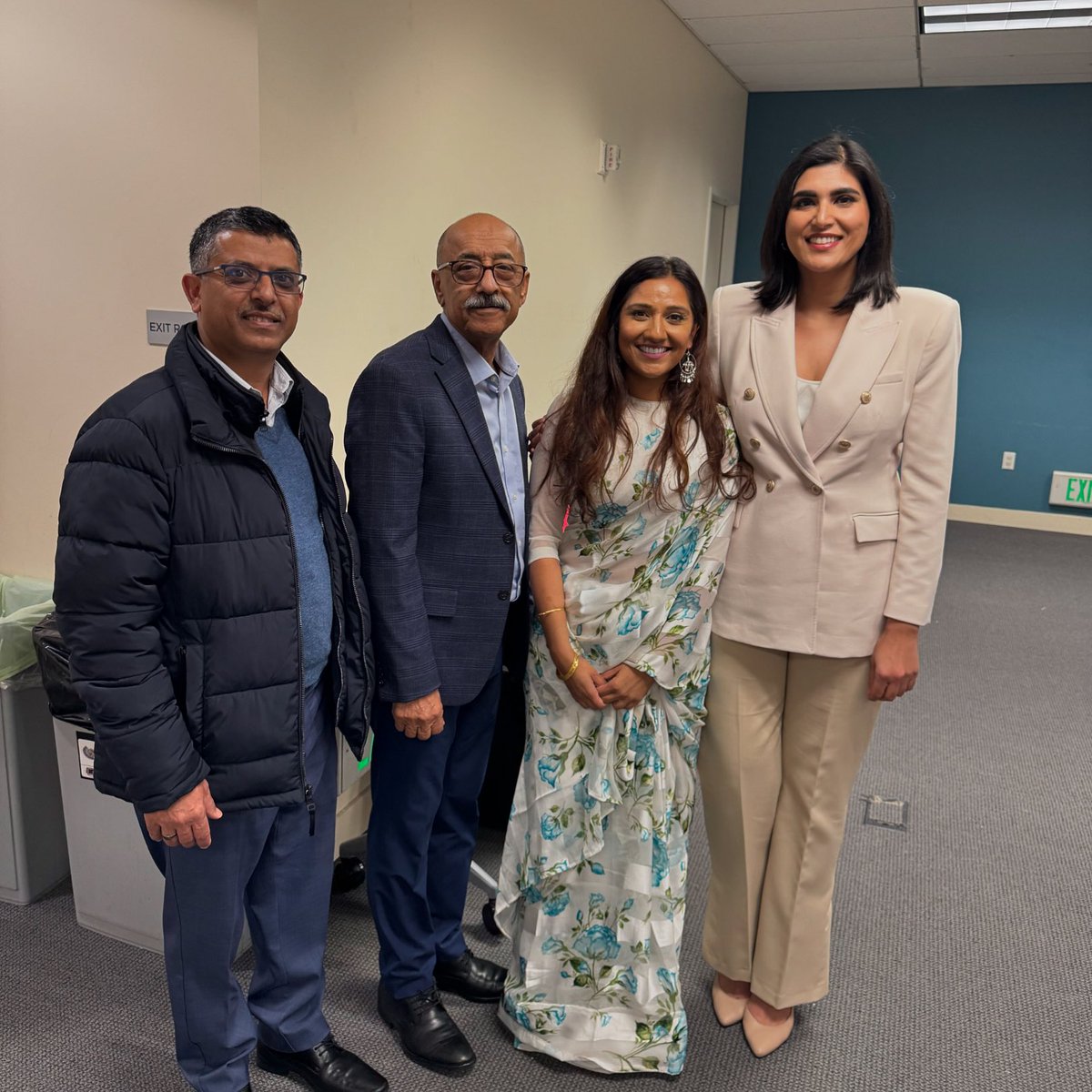 Congratulations to my friend <a href="/Aliyachisti/">Aliya Chisti 艾麗雅, CCSF Board Trustee</a> on her re-election to City College Trustee &amp; for representing in a sari at her community swearing in last night.

Aliya is Indian American &amp; was the very first Muslim to serve in elected office in San Francisco when first elected in 2020.