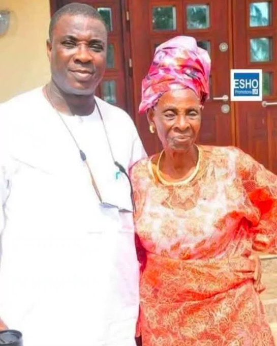 Dbigbeejay's tweet photo. Fuji Maestro, Wasiu Ayinde Marshal, has lost his mother, Alhaja Halima Anifowoshe. https://t.co/rlEaGH6I8j