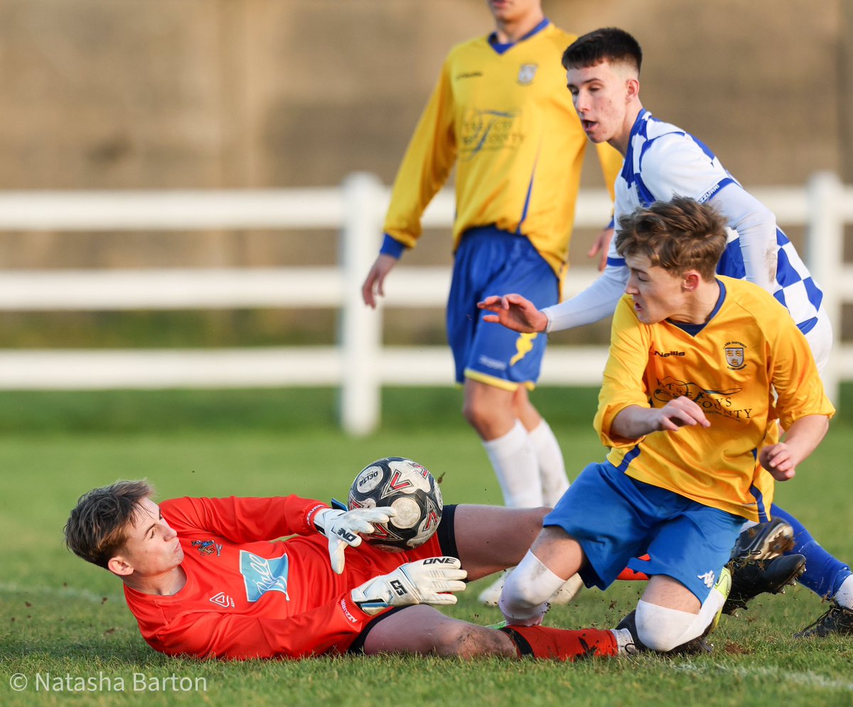 The Clare Champion (@clarechampion) on Twitter photo FT in the Inter-League Youths Cup Quarter final between Clare and Waterford in Frank Healy Pk
Clare 1-0 Waterford
<a href="/ClareLeague/">Clare District Soccer League</a> @FaiClare
Photos by <a href="/nbartonfoto/">Natasha Barton</a> FT in the Inter-League Youths Cup Quarter final between Clare and Waterford in Frank Healy Pk
Clare 1-0 Waterford
<a href="/ClareLeague/">Clare District Soccer League</a> @FaiClare
Photos by <a href="/nbartonfoto/">Natasha Barton</a>