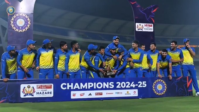 𝙒𝙞𝙣𝙣𝙚𝙧𝙨 𝘼𝙧𝙚 𝙂𝙧𝙞𝙣𝙣𝙚𝙧𝙨! 🔥 📹 Credits: Twitter/BCCIdomestic