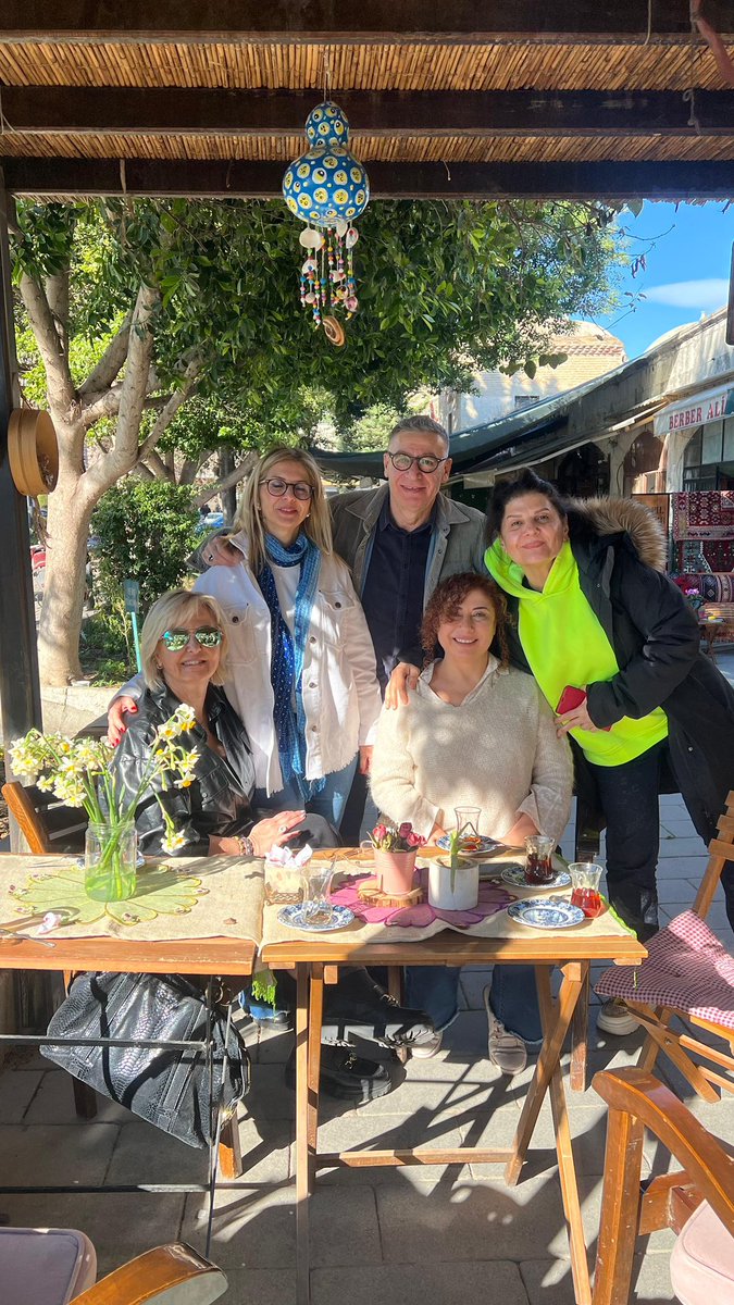 Yazan Hekimler
Çukurova
<a href="/msakliyan/">Meral Saklıyan</a> 
<a href="/Niluferbenal/">Nilüfer Benal</a> 
<a href="/ihsan_okten/">ali ihsan ökten</a> 
Sıcacık..
Çukurova