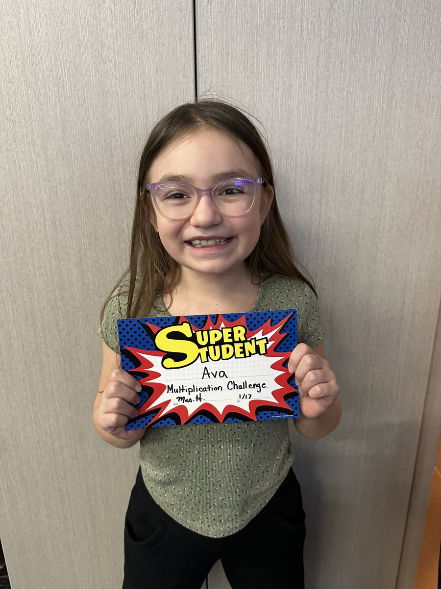 Mrs. Holthouse tweet media