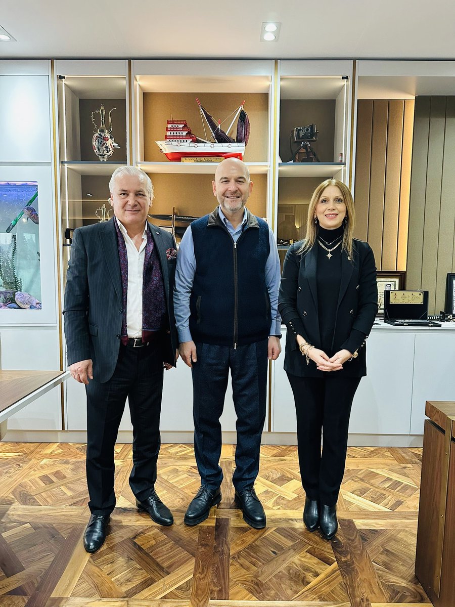Mimar Hatice Öztürk (@mimhaticeozturk) on Twitter photo Eşim Hasan Öztürk ile birlikte, İçişleri eski Bakanımız, TBMM İçişleri Komisyonu Başkanımız ve AK Parti İstanbul Milletvekilimiz Sn. Süleyman Soylu’yu ziyaret ettik.
Değerli Bakanımıza misafirperverliği için teşekkür ederiz.
<a href="/suleymansoylu/">Süleyman Soylu</a> <a href="/HasanOzturk_061/">Hasan Öztürk</a> Eşim Hasan Öztürk ile birlikte, İçişleri eski Bakanımız, TBMM İçişleri Komisyonu Başkanımız ve AK Parti İstanbul Milletvekilimiz Sn. Süleyman Soylu’yu ziyaret ettik.
Değerli Bakanımıza misafirperverliği için teşekkür ederiz.
<a href="/suleymansoylu/">Süleyman Soylu</a> <a href="/HasanOzturk_061/">Hasan Öztürk</a>