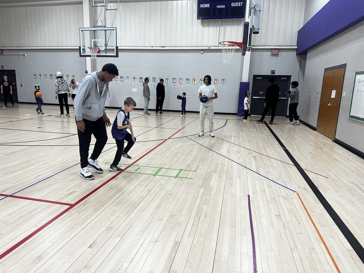 Drew Schauss (@coachdschauss) on Twitter photo Thankful that <a href="/AvonOrioleHoops/">Avon High School Basketball</a> had the opportunity to work with the Brownsburg Basketball Hoop Stars Team today.
Proud of the young men in our program and how they represent <a href="/AHS_Orioles/">AHS Orioles</a> and <a href="/OrioleAthletics/">Avon OrioleAthletics</a> Thankful that <a href="/AvonOrioleHoops/">Avon High School Basketball</a> had the opportunity to work with the Brownsburg Basketball Hoop Stars Team today.
Proud of the young men in our program and how they represent <a href="/AHS_Orioles/">AHS Orioles</a> and <a href="/OrioleAthletics/">Avon OrioleAthletics</a>