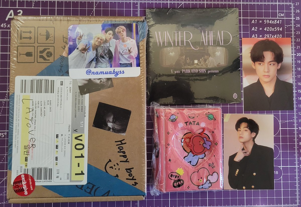 TAEHYUNG BIRTHDAY GIVEAWAY

PRIZE: LAYOVER SEALED, WA CD, TH Hybe Insight PCs, Tata PC Holder

RULES: RT &amp; post screenshot streaming Winter Ahead on any platform.

Timestamps must be after this post. 

OPEN WW

ENDS JAN 25th 11:59p est
