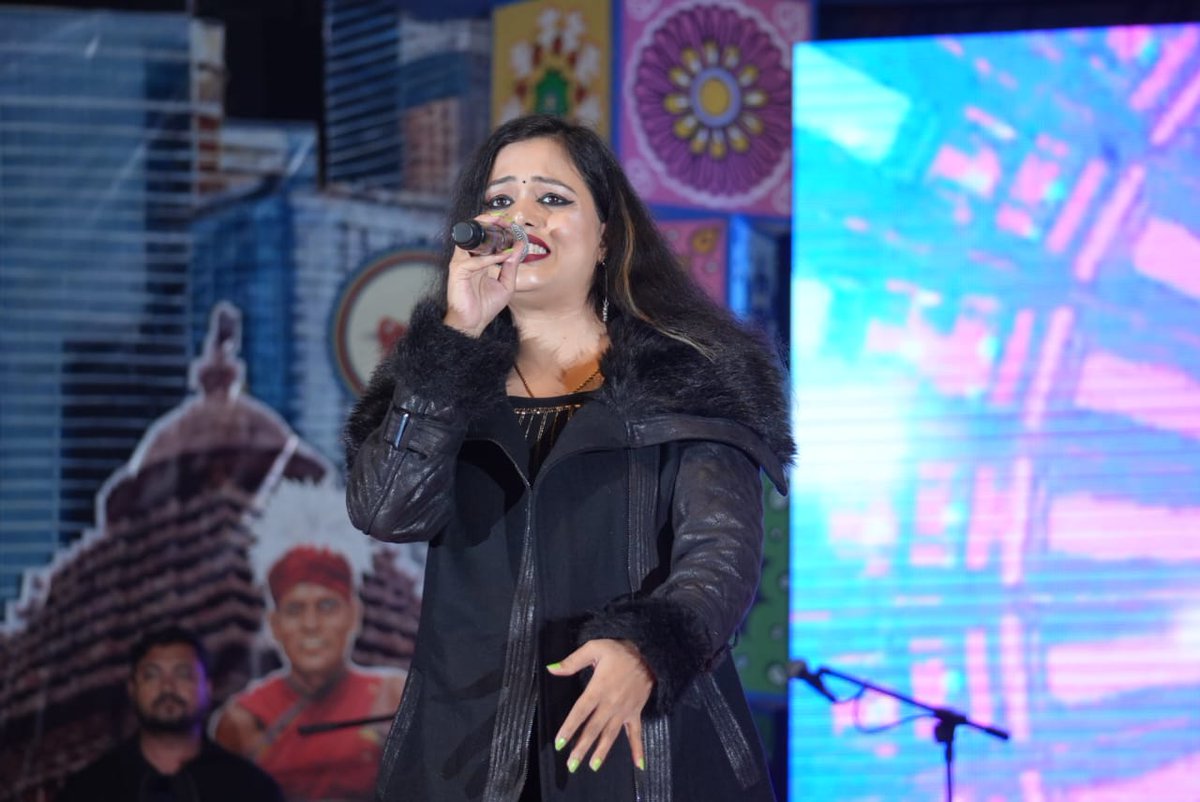 BalasoreOrmas's tweet photo. 🌟 #Kosamb2025 Day 6 Recap: A Mesmerizing Fusion of Ollywood &amp; Bollywood! 🌟

#Kosamb #Day6 #Ollywood #Bollywood #Fusion #CulturalCelebration #MesmerizingPerformances #UnforgettableNight #Music #VibrantEnergy #pallishreemela2025 https://t.co/UWHzNeDvtm