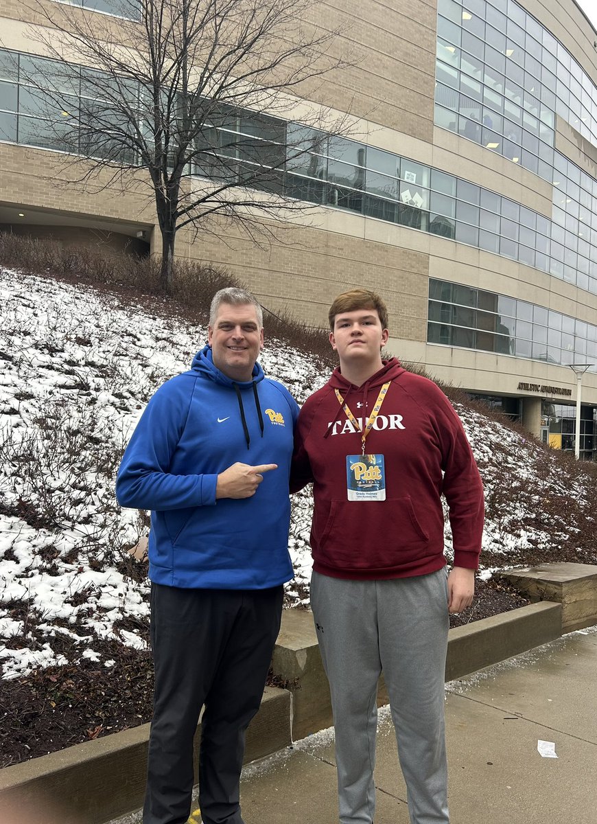 GradyHolmes77's tweet image. #AGTG After an amazing conversation with @CoachDarveau I’m blessed to receive an offer from @Pitt_FB @BrianDohn247 @SWiltfong_ @RivalsFriedman @MohrRecruiting @PghSportsNow @CoachJeffMoore @KinslerLatish