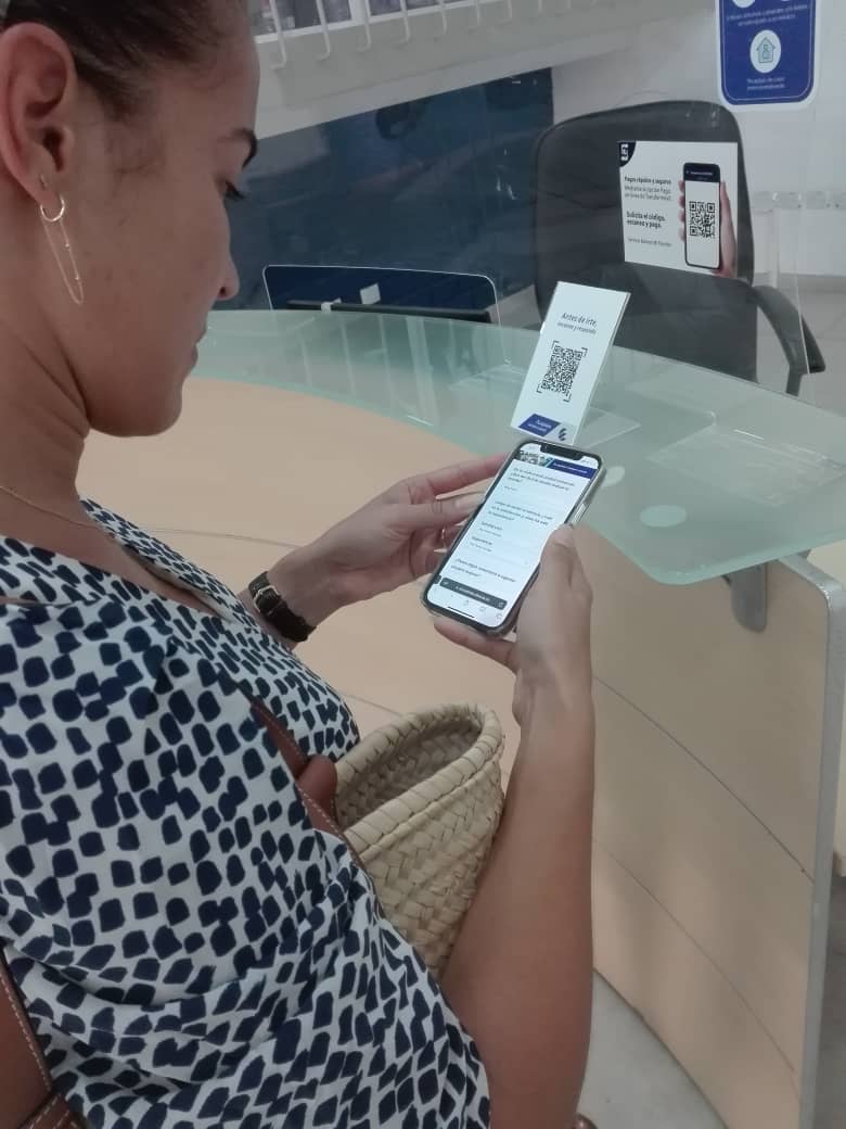 La prioridad de <a href="/ETECSA_Cuba/">ETECSA</a> siempre será mantener la vitalidad de los servicios, sobre todo en el entorno cubano actual, donde las tecnologías ocupan un lugar tan importante en la sociedad.
#EtecsaConCuba