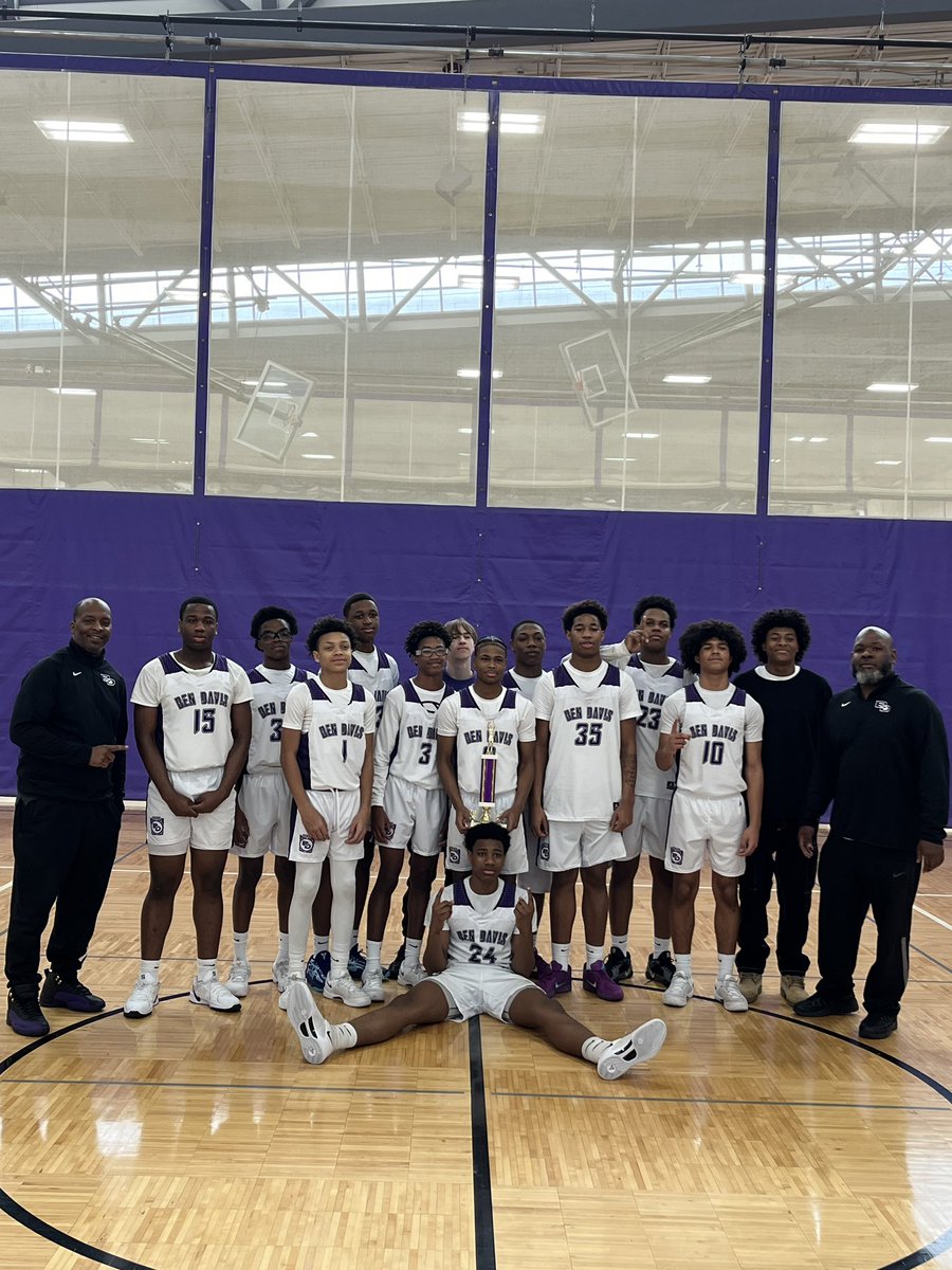 _COACHFOX21's tweet photo. BEN DAVIS TAKES THE CHAMPIONSHIP 
@BenDavisNGC CONGRATULATIONS ☝🏾 https://t.co/veqdC4AN2W