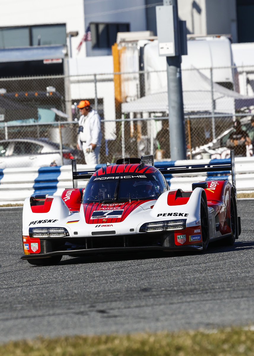Team_Penske's tweet photo. Roaring to life. https://t.co/a0pqGdBL2P