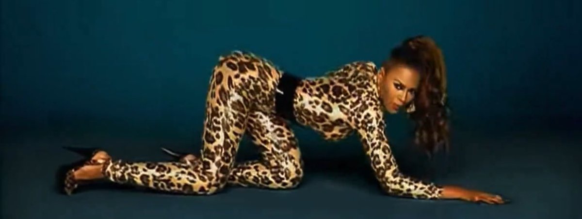 wayBackinTimes tweet media