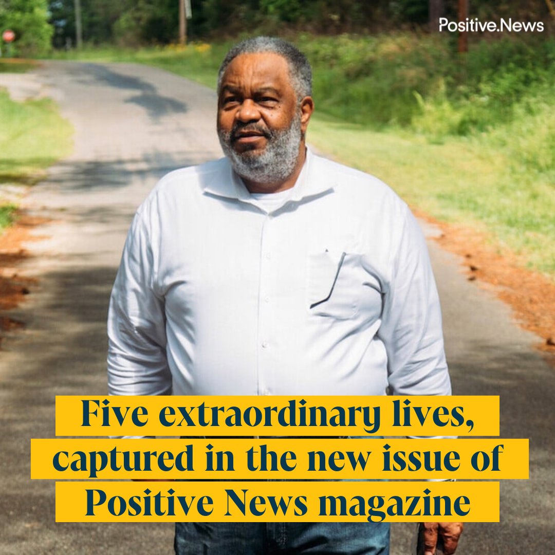 From a man who spent almost 30 years on death row, to the Afghan women writers whose words have been recorded in the face of Taliban oppression, five stories of courage from our latest issue positive.news/society/five-e…