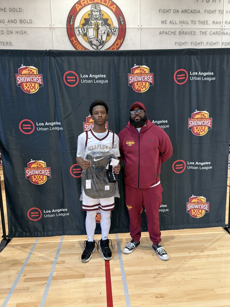 Bellflower 55 South Pasadena 53 OT Decon Botts game mvp with 13Pts #MLKSHOWCASE