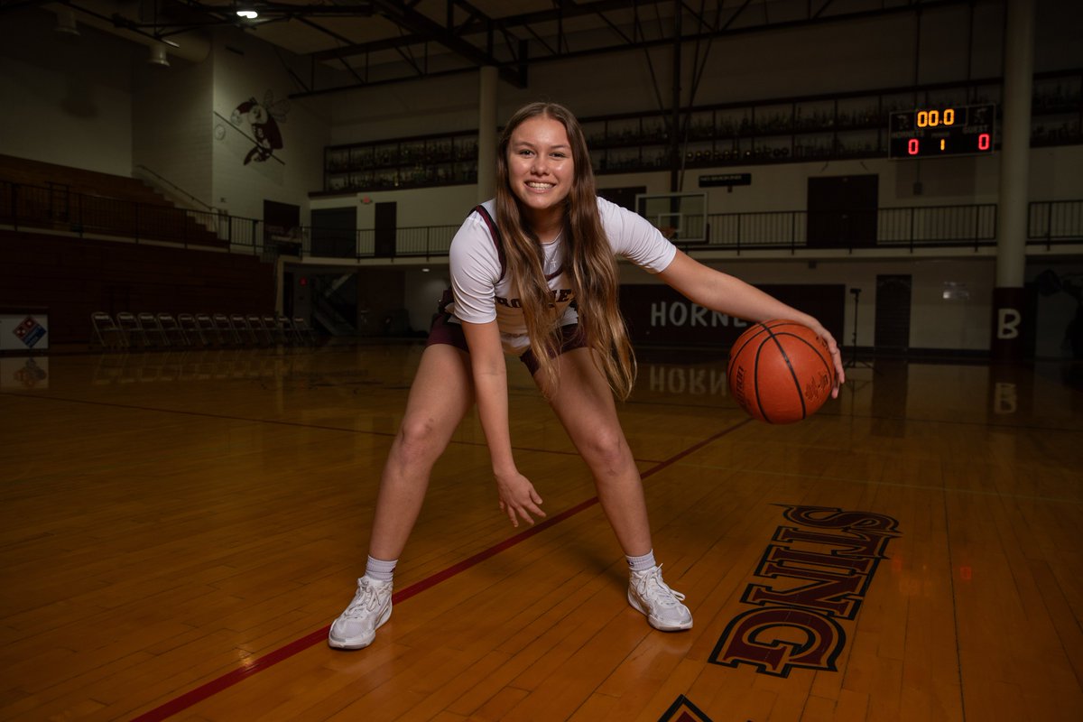 bluff_sports's tweet photo. This week’s Hornet Athlete of the Week is @FBGirlsBball star Arieanna Vasquez ❕🏀 https://t.co/nzvnpHDUyw