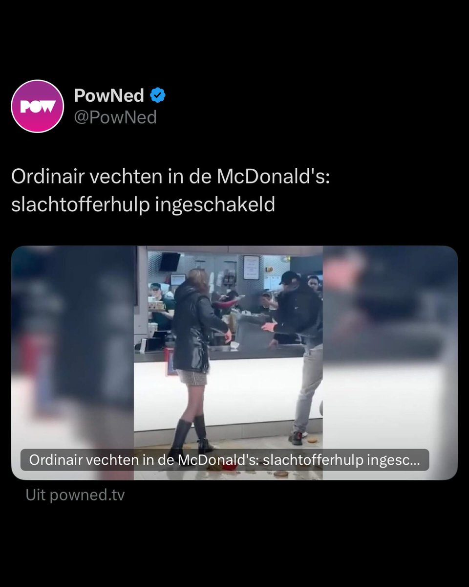 Miss_Royal73's tweet photo. Vroeger zag ik dit soort filmpjes alleen vanuit de VS 🙈 #McDonalds #McDisaster 🍔🍟 https://t.co/OyqrcCdbs9