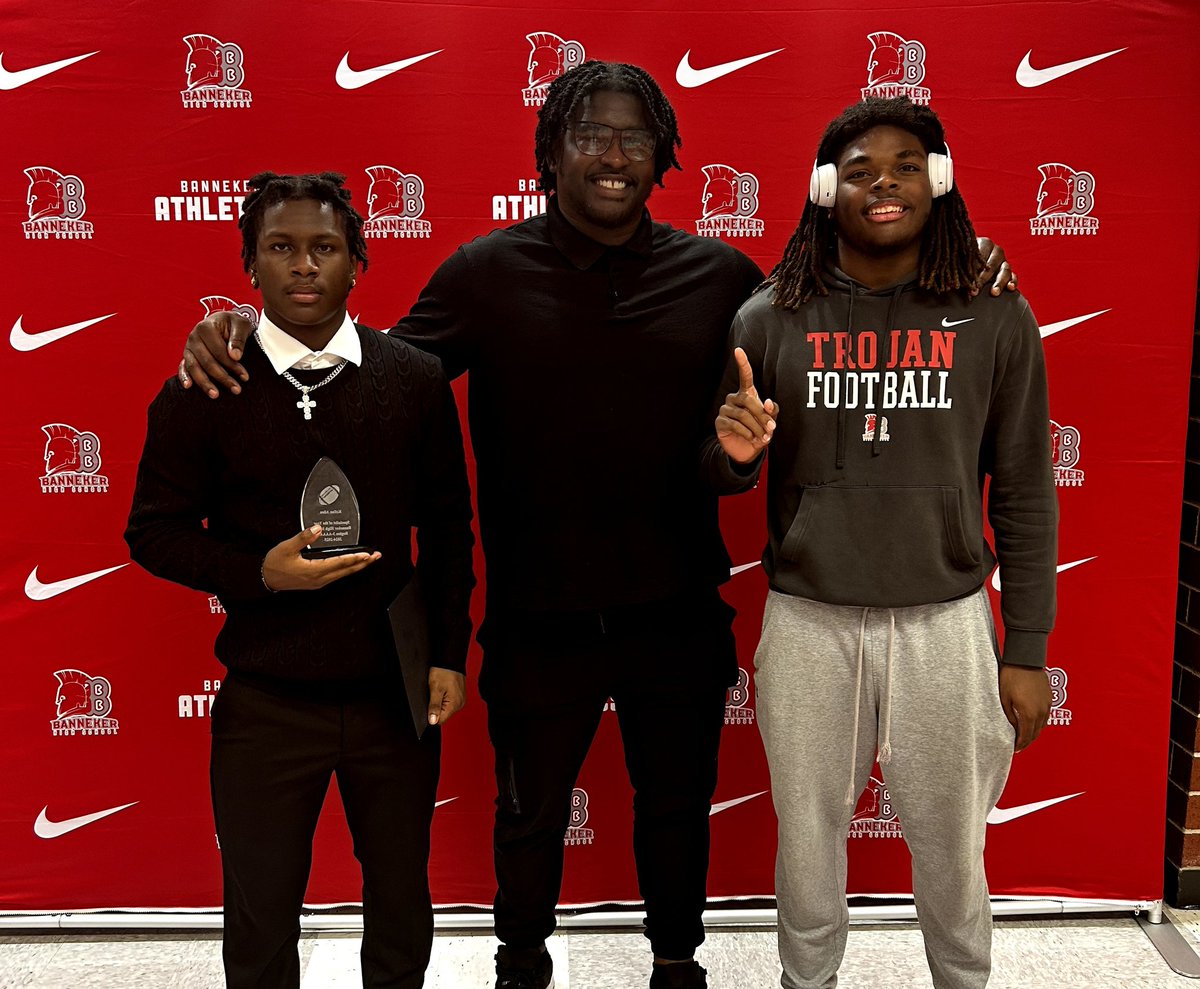 Banneker High Football Official (@bannekerfball) on Twitter photo These two guys are great guys to have in your program. Leshawn Stuckey <a href="/Leshawns51/">Leshawn Stuckey</a> led the defense and played a crucial role on offense at tightend and fullback to help Kelian <a href="/KelianAllen1/">Kelian “Flashh” Allen</a> reach the 1008-yard rushing mark. <a href="/RecruitGeorgia/">Recruit Georgia</a> <a href="/BigFaceSportss/">BigFaceSports, (Recruiting & Scouting)</a> These two guys are great guys to have in your program. Leshawn Stuckey <a href="/Leshawns51/">Leshawn Stuckey</a> led the defense and played a crucial role on offense at tightend and fullback to help Kelian <a href="/KelianAllen1/">Kelian “Flashh” Allen</a> reach the 1008-yard rushing mark. <a href="/RecruitGeorgia/">Recruit Georgia</a> <a href="/BigFaceSportss/">BigFaceSports, (Recruiting & Scouting)</a>