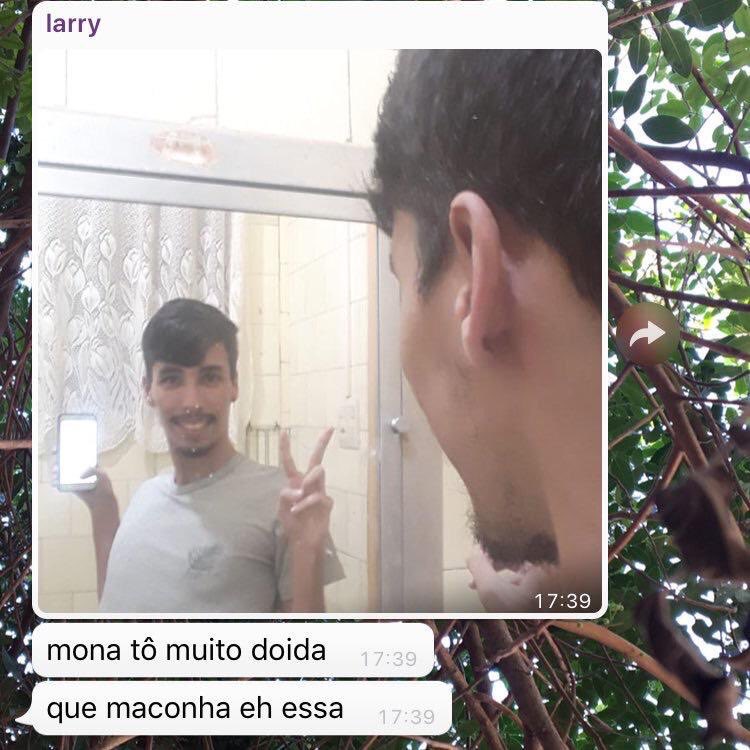 alprazonana's tweet photo. eu ontem https://t.co/NnTlXknWC7