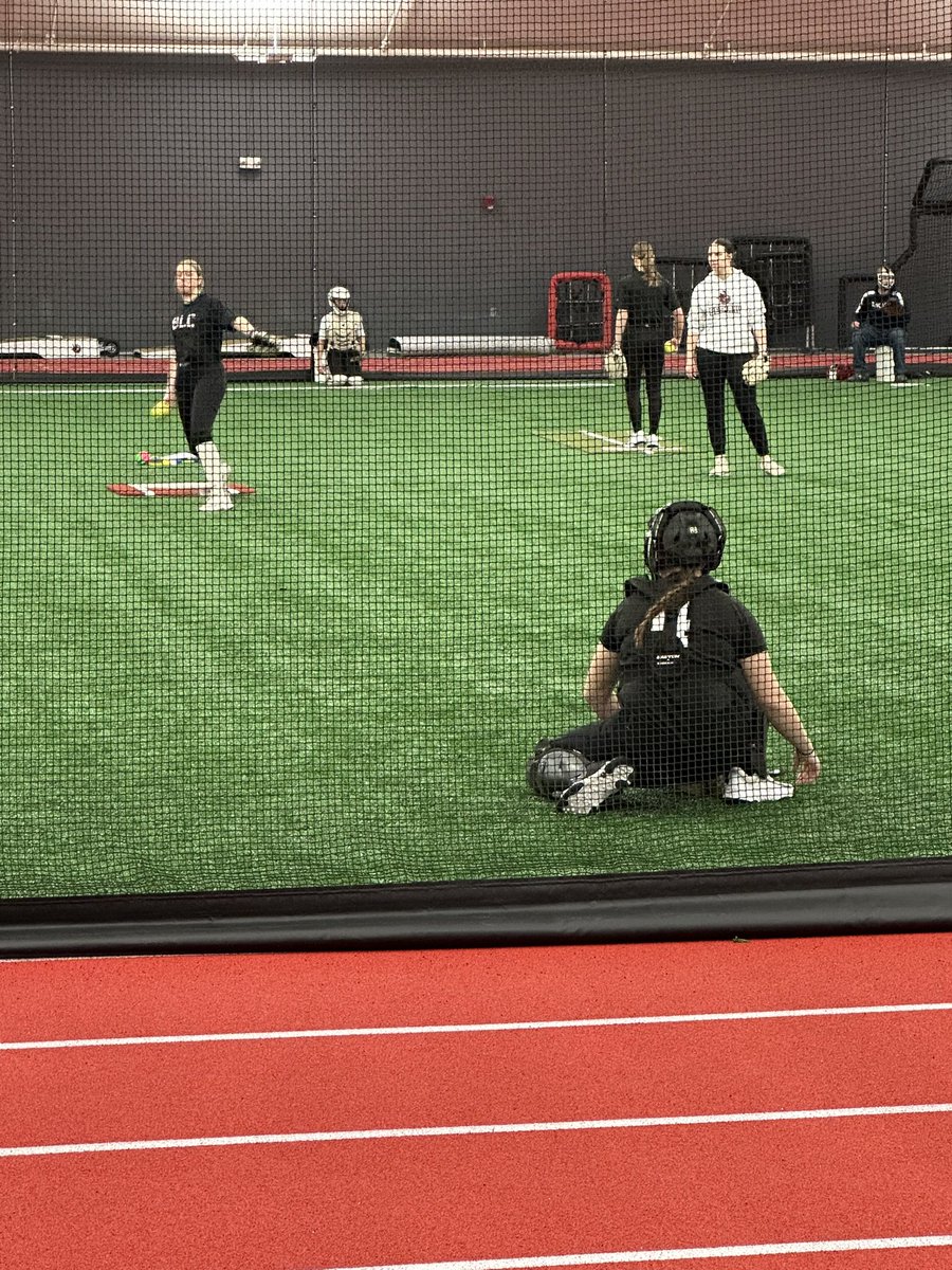 Another great pitching camp <a href="/BLCWSoftball/">BLC Softball</a>!! Super grateful for all for all of the coaches and players that helped today! Also a huge thank you to <a href="/MadalynLarson08/">Madalyn Larson UWEC COMMIT</a> for catching for me!

<a href="/dabu25/">Angela Dabu</a> <a href="/ChoiceFastpitch/">Choice Fastpitch</a>