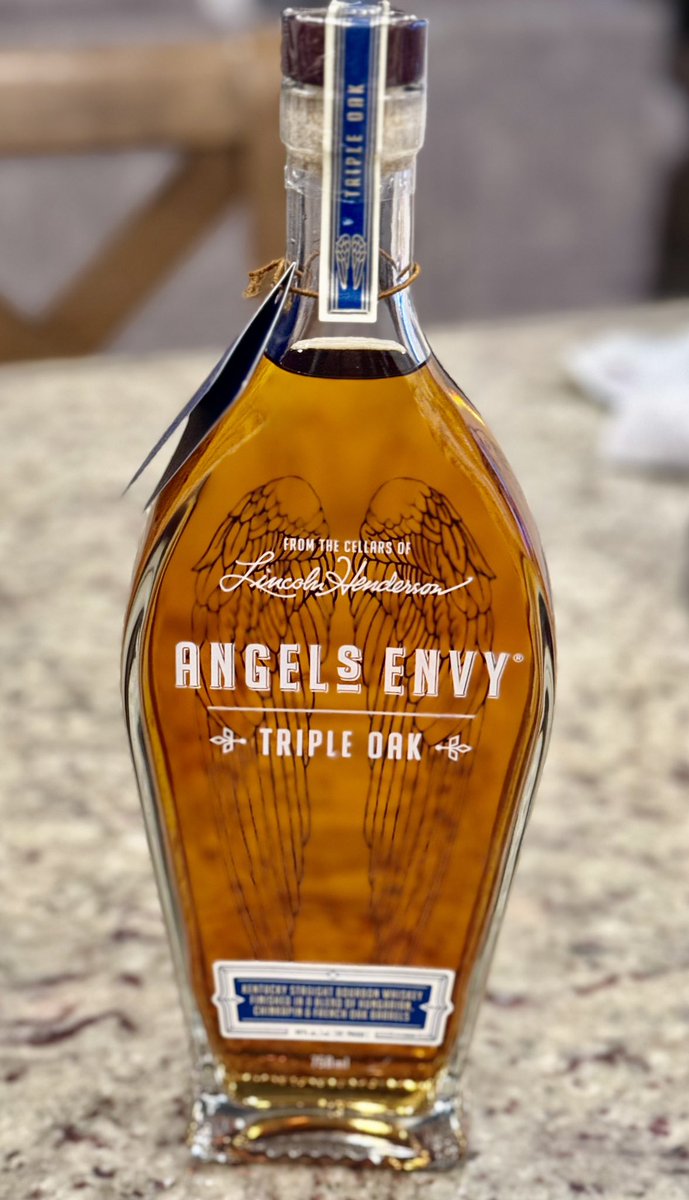 bjthomas48's tweet photo. Can’t wait to crack this baby in about 5,4,3,2…. https://t.co/Ir5ZadqGtK