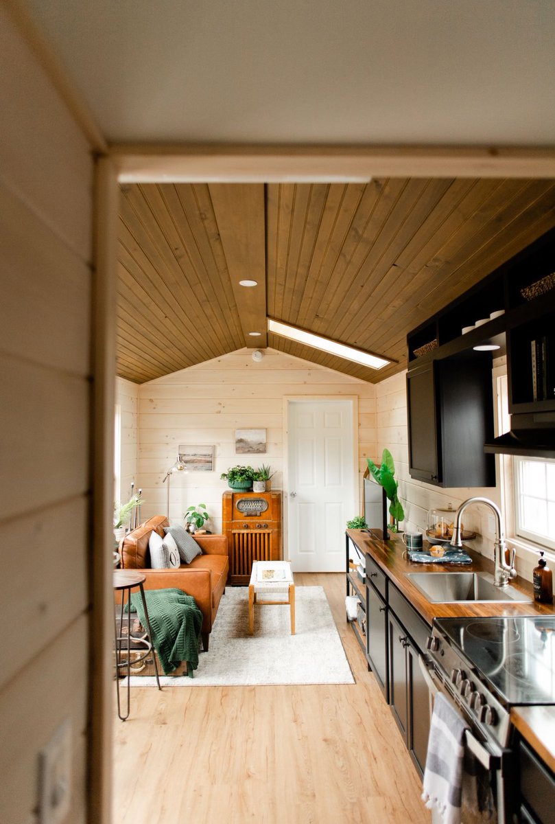 tinyhomesofme's tweet photo. Order a turnkey tiny home to be delivered anywhere! https://t.co/JVlseHJLV5