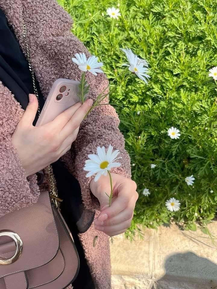 بیری تویتەری پێشترم كردوە ئیستا هیچ خۆشیەكی نەماوە