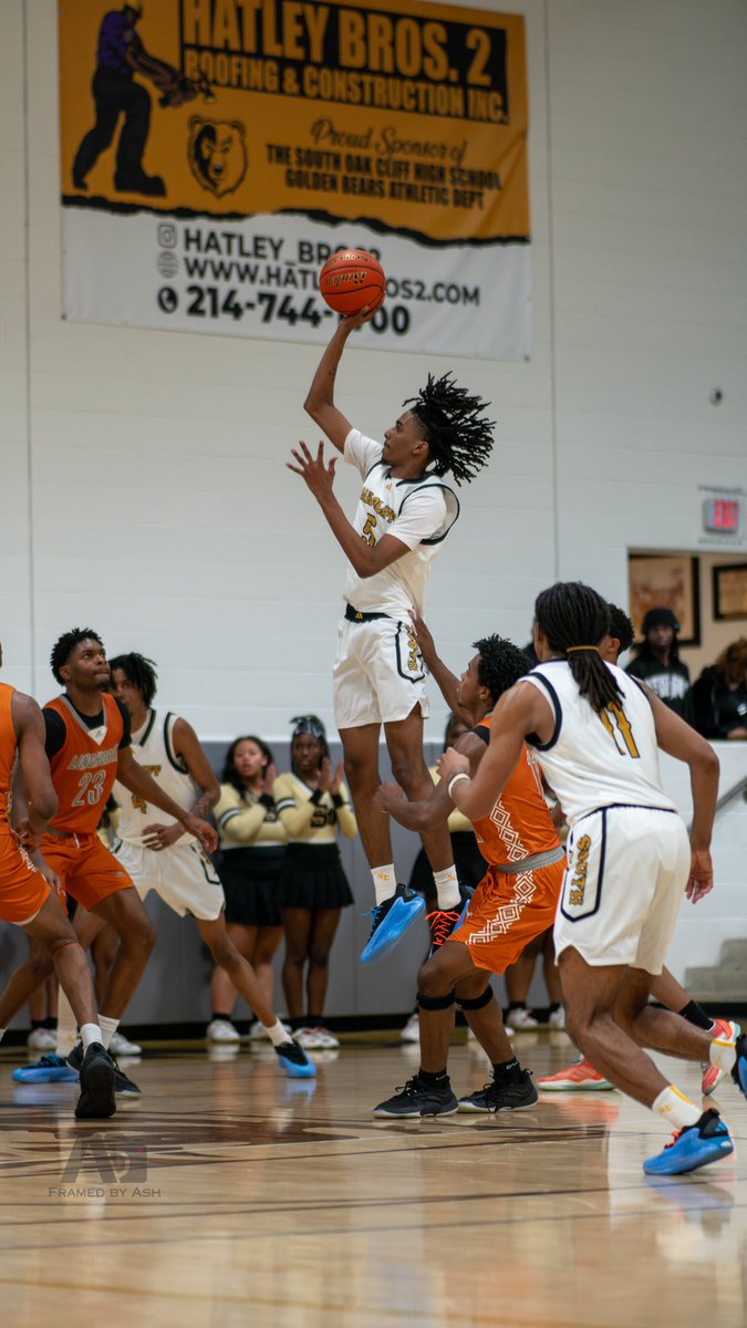 SOC Boys Basketball tweet media